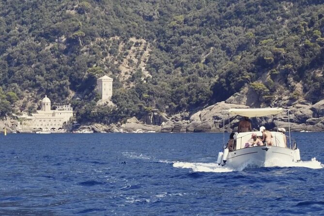 Private boat tour in the Tigullio and in the Portofino area - San Fruttuoso bay and the Abbey from the sea