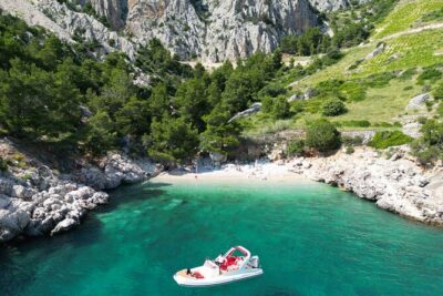Private boat tour of Red rocks & Pakleni islands - Meeting Point at Antonio Rent: Simple Start, Less Stress