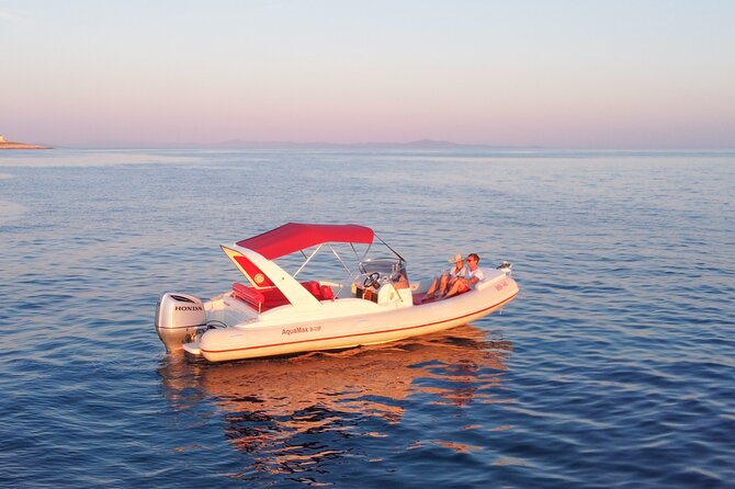 Private boat tour of Red rocks & Pakleni islands - Wine Stop at Plenković: What You Pay For