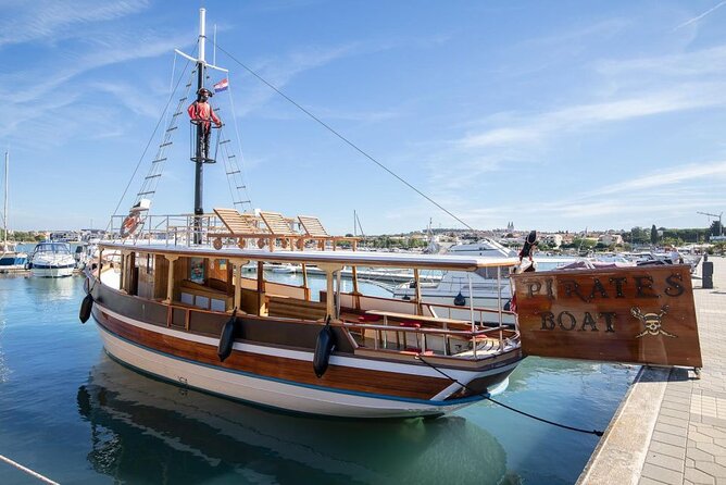 Private Boat Tour to Kamenjak and Levan Island with Lunch - A Private Boat Day That Fits Real Life (Not a Hurry-Up Schedule)
