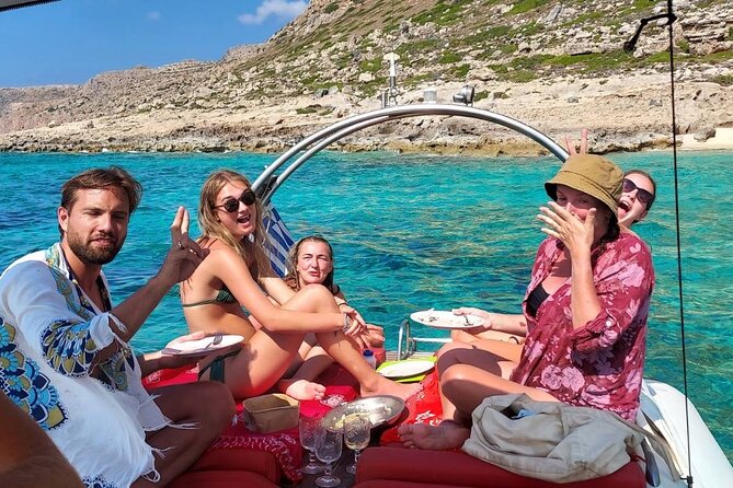 Private Boat Trip Kissamos Balos (price per group - up to 10 people) - Time on the water vs. time in transit