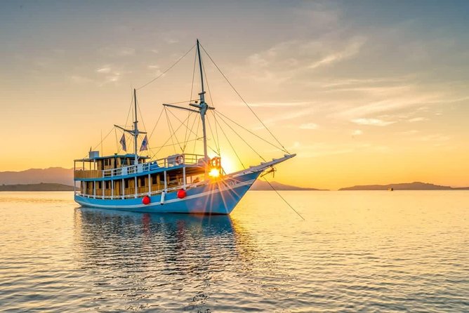 Private boat trip Komodo 2 or more person for 3 days 2 nights, Kelor, Rinca... - Key things you’ll notice on this private Komodo boat trip