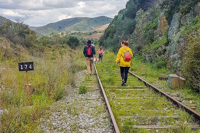 Private Douro and Porto 4x4 Tour with Wine Tasting and Boat Trip - Foz Tua and the Tua Valley: the quiet side of the Douro
