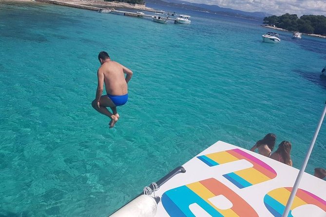 Private Luxury Boat tour for 12 from Split, Brac, Trogir, Hvar - Stiniva Cove: when the cliffs do the storytelling