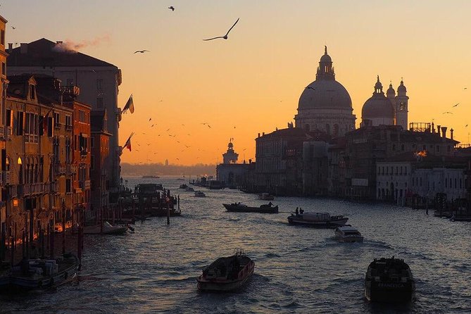 Private Tour: Venice Grand Canal Evening Boat Tour - Private Water Taxi, Real Venice Speed (and Less Waiting)