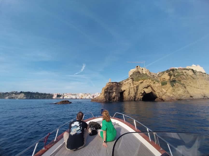 Procida: Sea View Boat Tour with Snorkeling - Snorkeling gear included: How to get the most from your water stops