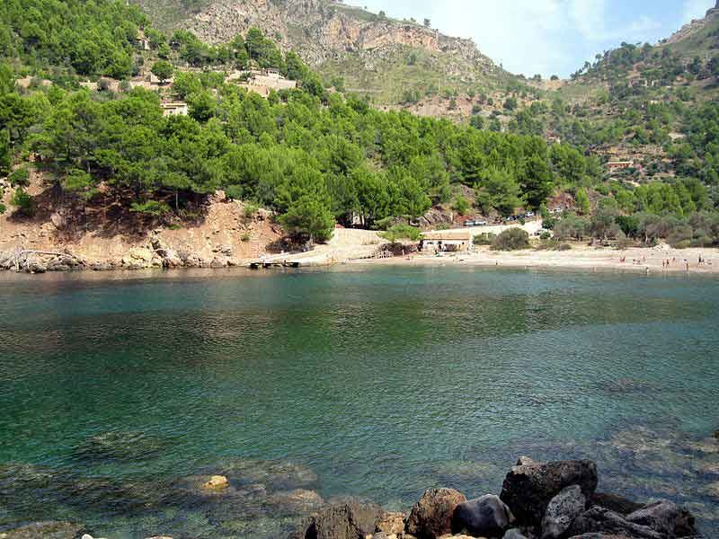 Puerto de Sóller: Cala Tuent Return Boat Trip - Making the most of your 5 hours on the beach