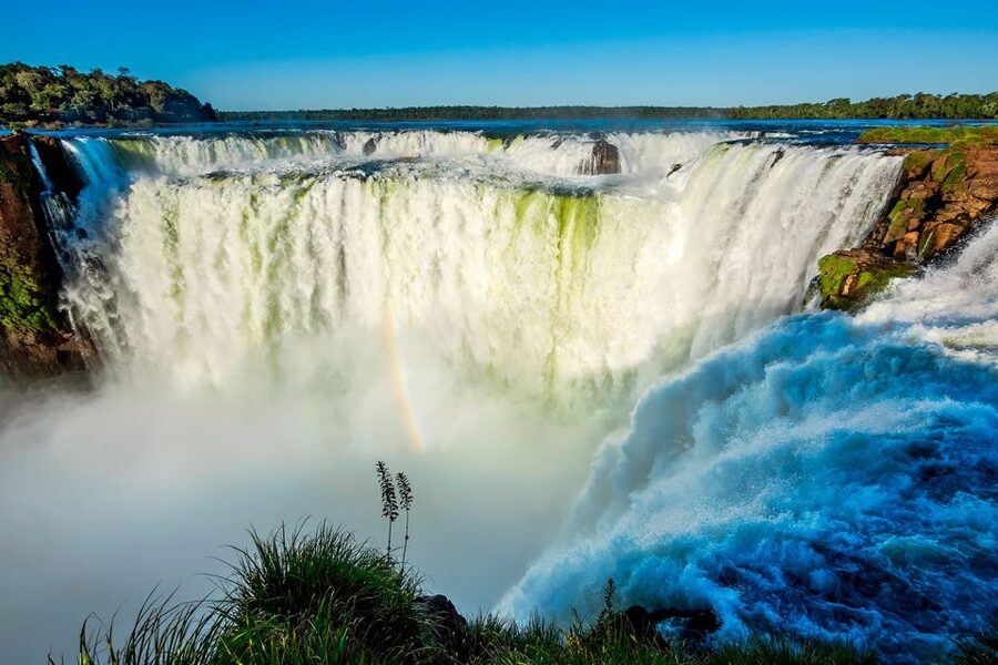 Puerto Iguazú: Iguazú Falls Adventure with 4WD & Boat Ride - Weather reality, cancellations, and how to protect your day