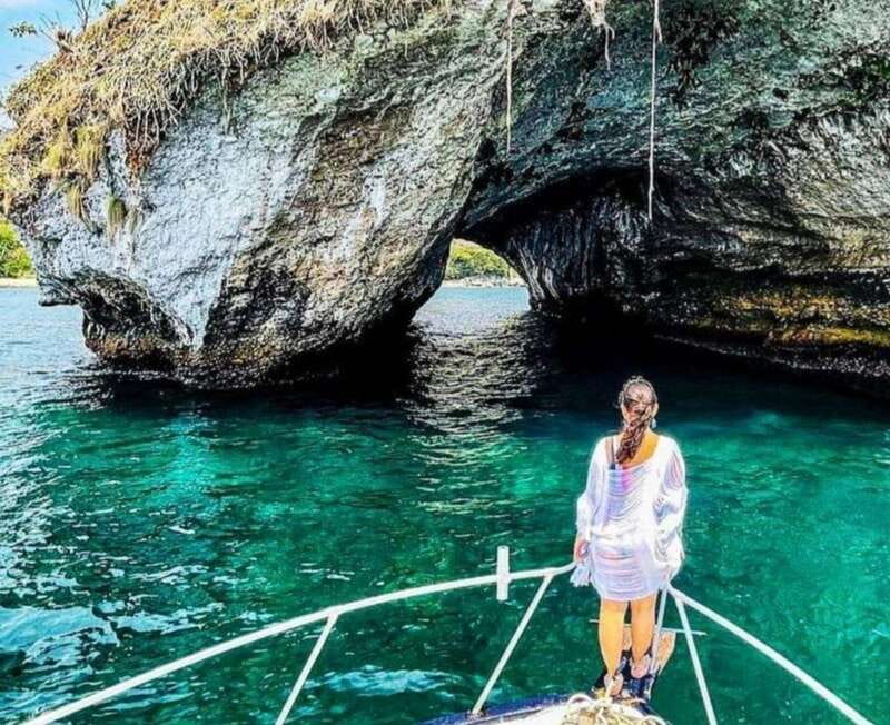 Puerto Vallarta: Los Arcos Islands Boat Tour and Snorkeling - Los Arcos National Marine Park: why this short outing feels big