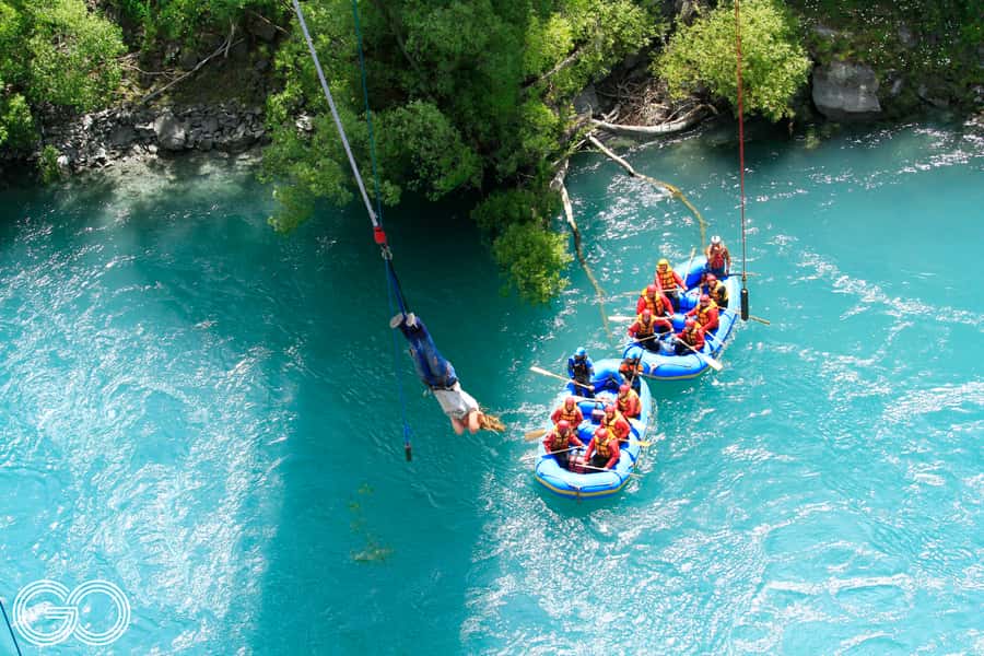 Queenstown: Kawarau River Rafting and Jet Boat Ride - Dog Leg rapid: the longest commercial hit in New Zealand