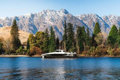 Queenstown: Lake Whakatipu Boat Trip - Secret Bays and Historic Landmarks Without the Crowds