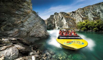 Queenstown: Shotover River and Kawarau River Jet Boat Ride - The first minutes on Lake Wakatipu: acceleration meets real mountain views
