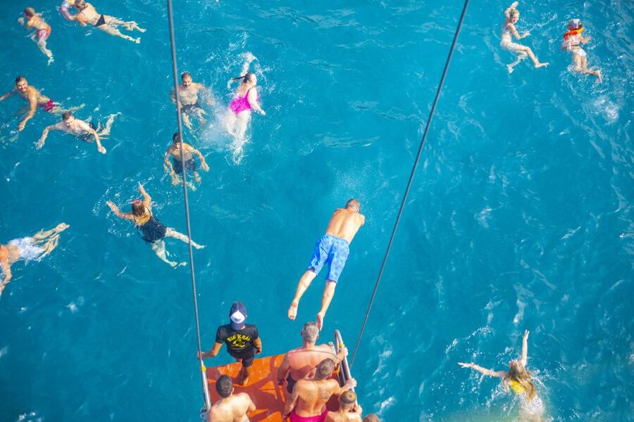 Red Dragon Pirate Boat Trip & Lunch - Paradise Bay and Mehmet Ali Bükü: the calm-water swimming break