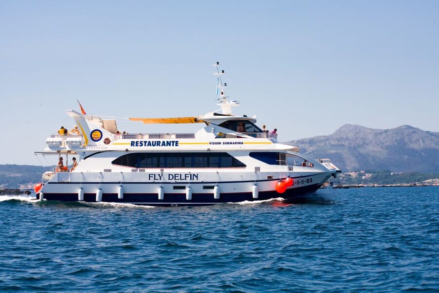 Ría de Arousa: Boat Ride to Mussel Farm with Tasting - Underwater vision: seeing the seabed makes the whole farm lesson click