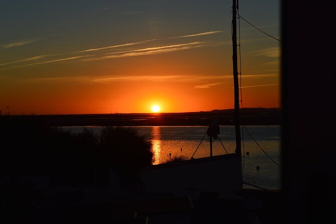 Ria Formosa & Ilhas: Sunset Boat Trip - Speedboat reality check: what to wear and how to stay comfortable
