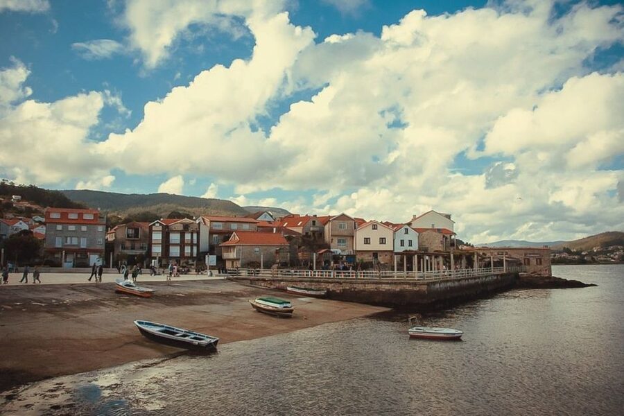Rías Baixas: Guided Day Tour from Santiago with Boat Ride - Key takeaways before you go