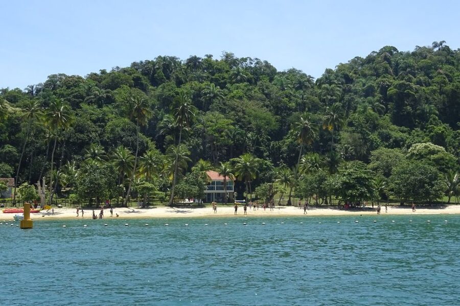 Rio de Janeiro: Ilha Grande with Boat Tour & Optional Lunch - Boat comfort and group reality: know what you’re signing up for