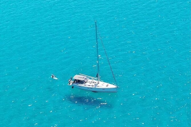 Sailing boat tour in the Maddalena Archipelago - Food and drinks onboard: why the lunch changes the day