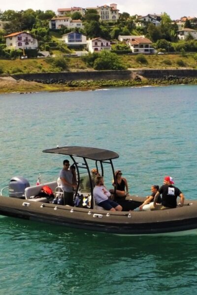 Saint-Jean-de-Luz, Basque country: Boat tour along the Coast - The Boat and Guide: Comfort, Clear Explanations, and Real Personality
