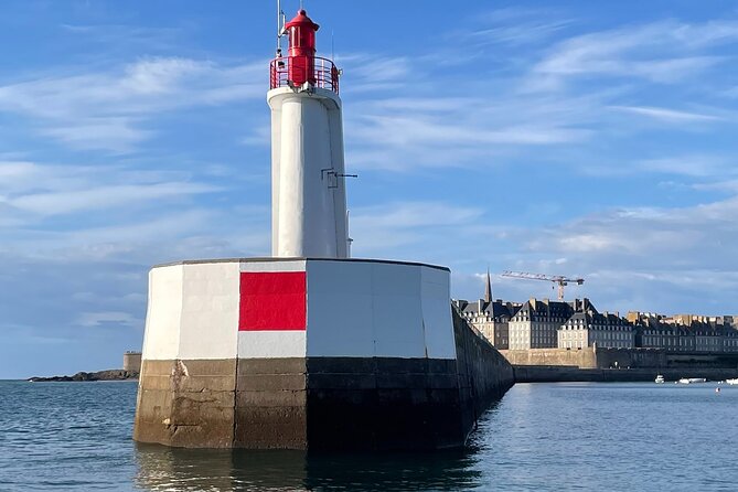 Saint-Malo: 1h30 guided boat trip (Commented FR & EN) - Weather and sea conditions: the one factor that can reroute your plans