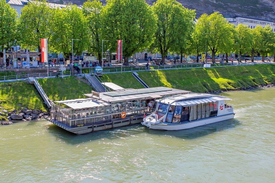Salzburg: Boat Ride on the Salzach River - The 40-Minute Cruise: Old Town Highlights to the South-Side Villas