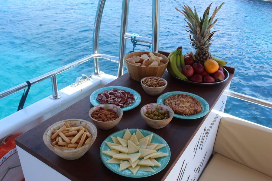 San Antonio: Cala Salada & Cala Gracio Sunset Boat Trip - Who This Sunset Boat Trip Is Best For