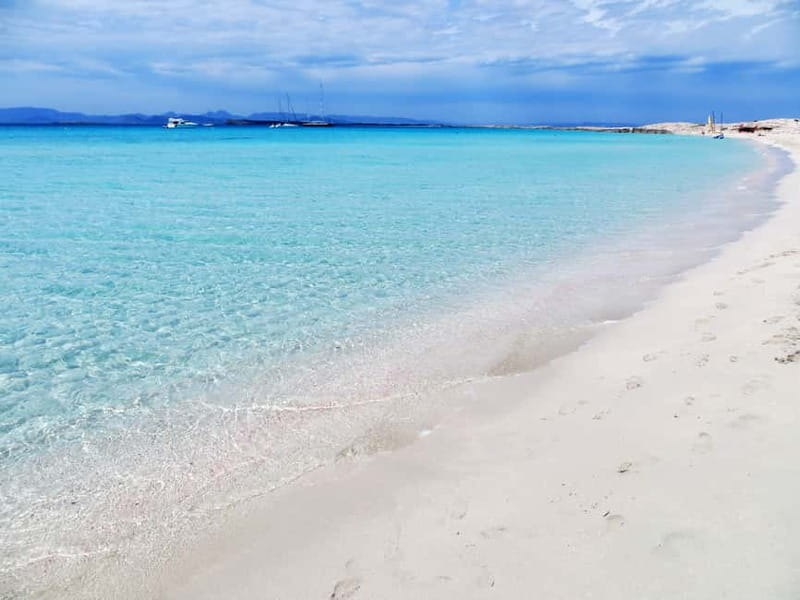 San Antonio: Es VedrĂ & Formentera Boat Tour with Snorkeling - Choosing Between San Antonio and Ibiza Town Departures