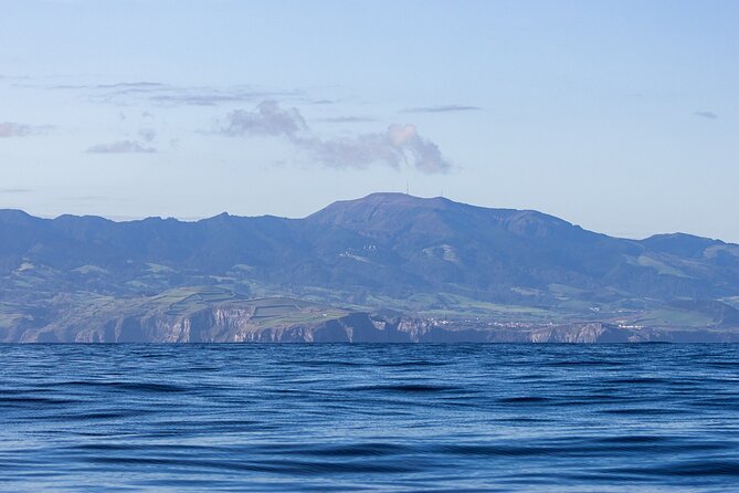 San Miguel: Boat Tour – Volcanic Wonders, Caves & History - Praia do Areal de Santa Bárbara: black sand and a breather in Ribeira Grande