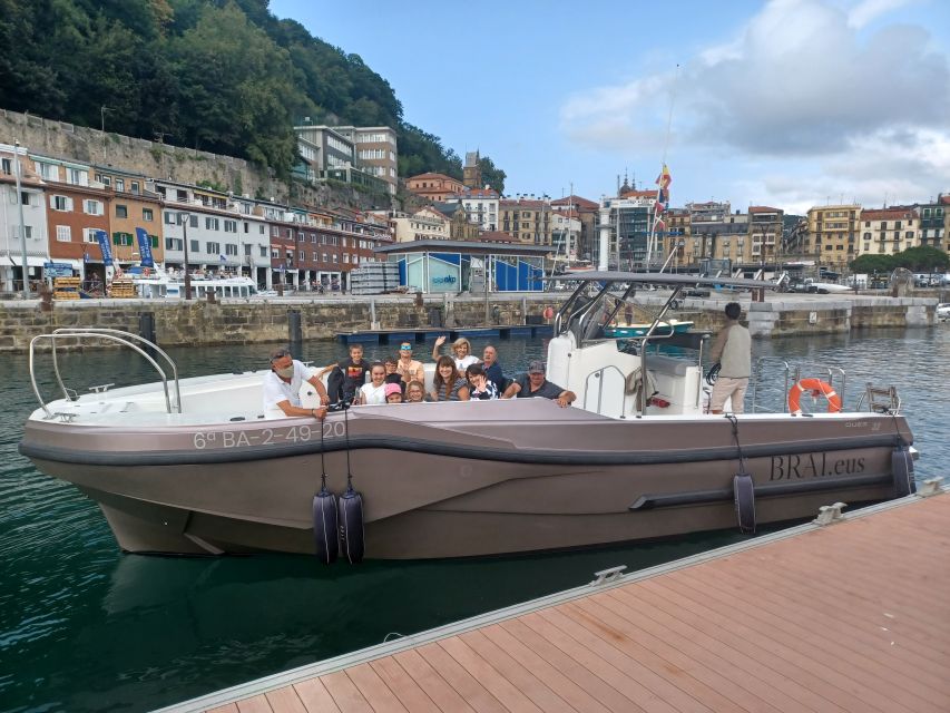 San Sebastian: 2 Bays Evening or Sunset Boat Tour with Cava - Key things you’ll notice on this tour
