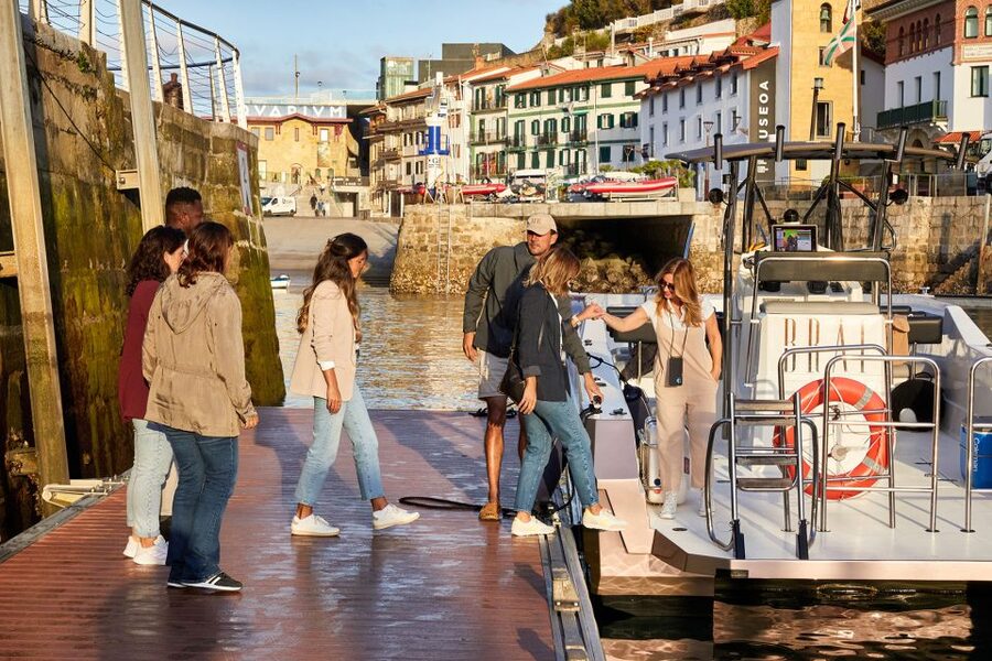 San Sebastian: 2 Bays Evening or Sunset Boat Tour with Cava - Price check: is $77 a fair deal for 2 hours?