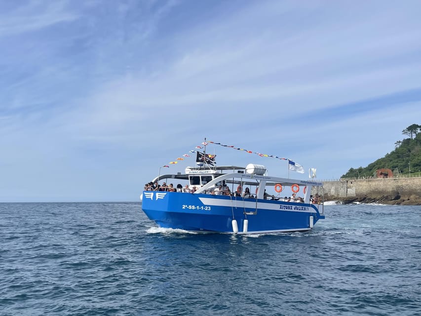 San Sebastian: Boat Tour with Stop at Santa Clara - La Concha Bay from a boat: why this short tour feels like more