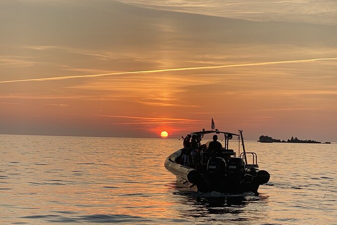 Sanguinaires Islands Sunset Boat Tour - The 30-minute speedboat ride: quick, scenic, and fun to time with golden hour