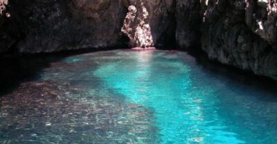 Santa Maria di Leuca: Caves Boat Tour - Meeting at Porta del Porto: Find It Fast, Then Get Comfortable