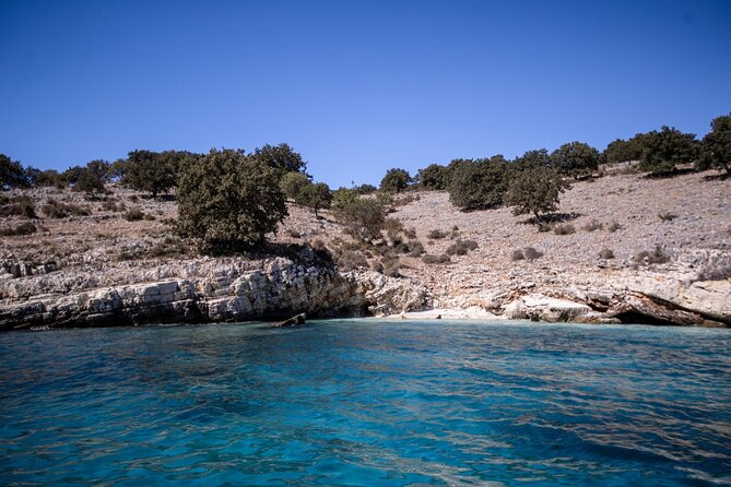 Saranda:Boat Tour to Kakome,Hidden Cave & Beaches,with snorkell. - Stop 5: Plazhi i ridhes—another 20-minute water break