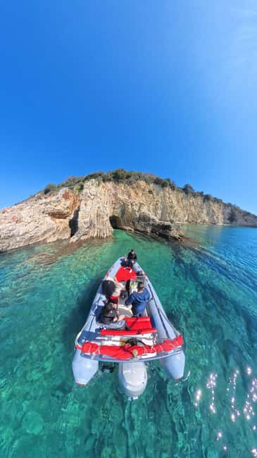 Sarandë: Boat Tour to Kroreza with Snorkel and free Umbrella - Entering Sarandë’s Speedboat Day: What This Tour Really Is