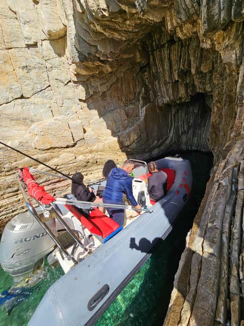 Sarandë: Boat Tour to Kroreza with Snorkel and free Umbrella - Kakome Bay (Plazhi i Kakomes): Another Short Swim-Break, Great for Photos