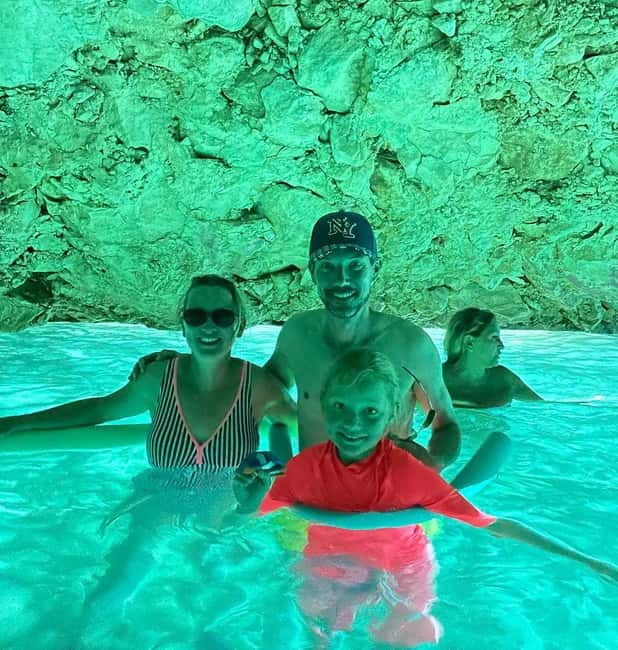 Secret Blue Cave & Grama Bay - Speed Boat Tour - Dafina Bay and Dafina Cave: Snorkeling in Quiet Water