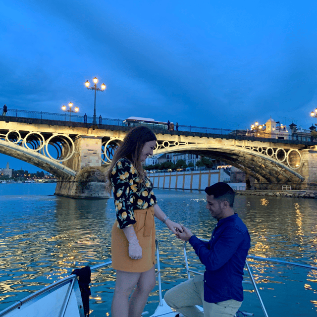 Sevilla: Romantic Boat Ride - Why the Guadalquivir boat ride is such a good Seville date move