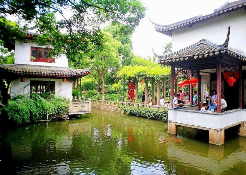Shanghai: Zhujiajiao Private Tour w/ Boat Ride & Garden - Why Zhujiajiao Makes Sense in Just 5 Hours