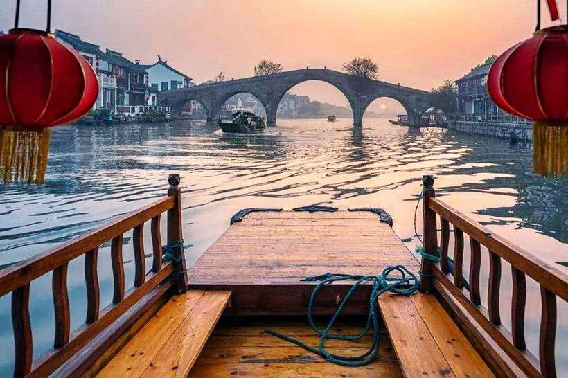 Shanghai: Zhujiajiao Private Tour w/ Boat Ride & Garden - Private Boat Ride Down the Canals: The Real Water-Town Payoff