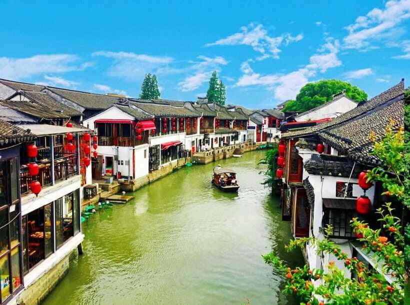 Shanghai: Zoo and Zhujiajiao Water Town Tour with Boat Ride - Price and value: what $190 per person buys you