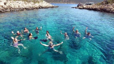 Side: Dolphin Island Boat Trip with Lunch & Unlimited Drinks - The Cruise Route: Side Landmarks from the Water