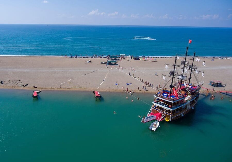 Side: Dolphin Island Boat Trip with Lunch & Unlimited Drinks - Swim Breaks and Timing: How the Day Stays Fun (or Drags)
