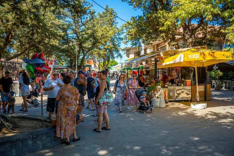 Side: Manavgat River Boat Trip & Grand Market w/ Lunch - Grand Market in Manavgat: shopping with 1.5 hours to work