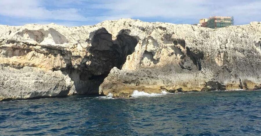 Siracusa: Ortygia Island Boat Tour with Grotto Visit - Ortigia from the water: a one-hour hit list you’ll actually enjoy