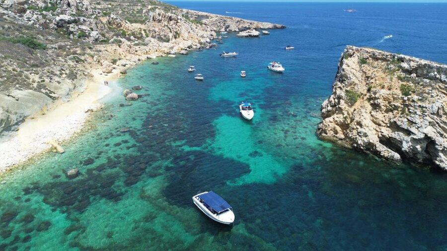Sliema: Boat Trip to Comino Blue Lagoon, Gozo, and Caves - Comfort and crowding: plan for a full boat day