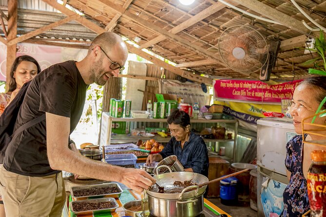 Small-Group Mekong Delta Day Trip: Boat Ride, Cottages & Pagoda - Lang Xanh Ben Tre lunch and garden downtime: your reset button