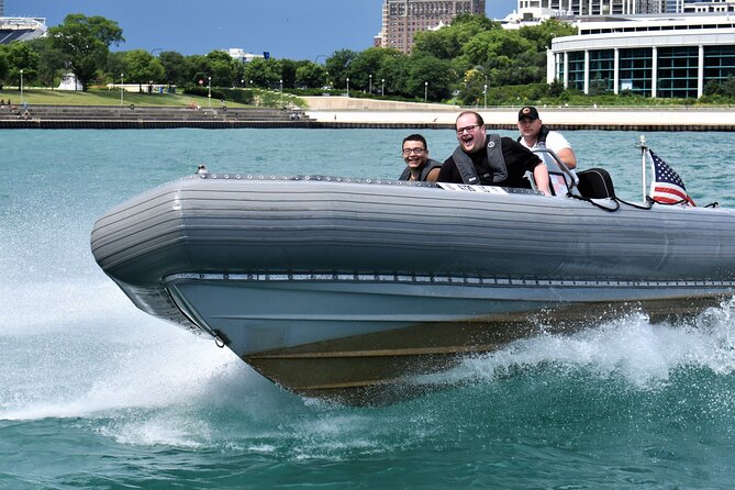 Small-Group Sightseeing Boat Tour in Chicago - Adler Planetarium: Museum Campus Views You Can Actually See