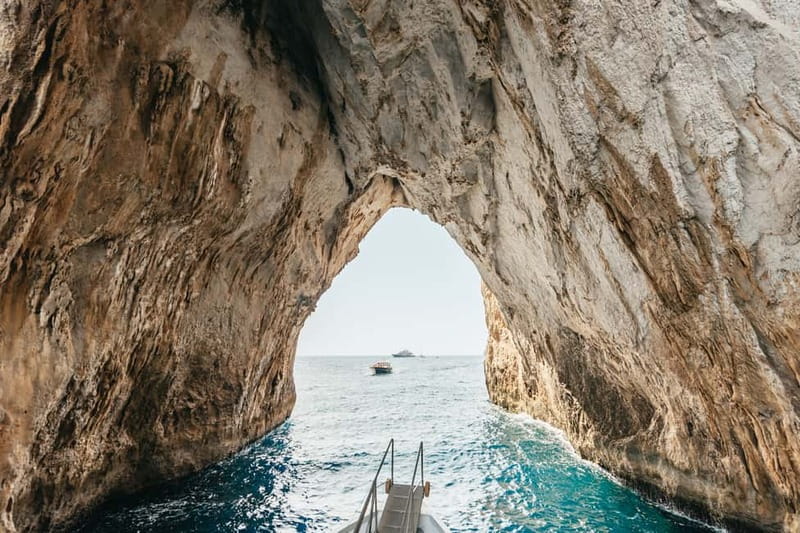 Sorrento: Coast and Capri Boat Trip with Limoncello Tasting - Sorrento to Capri by boat: the value in what’s included