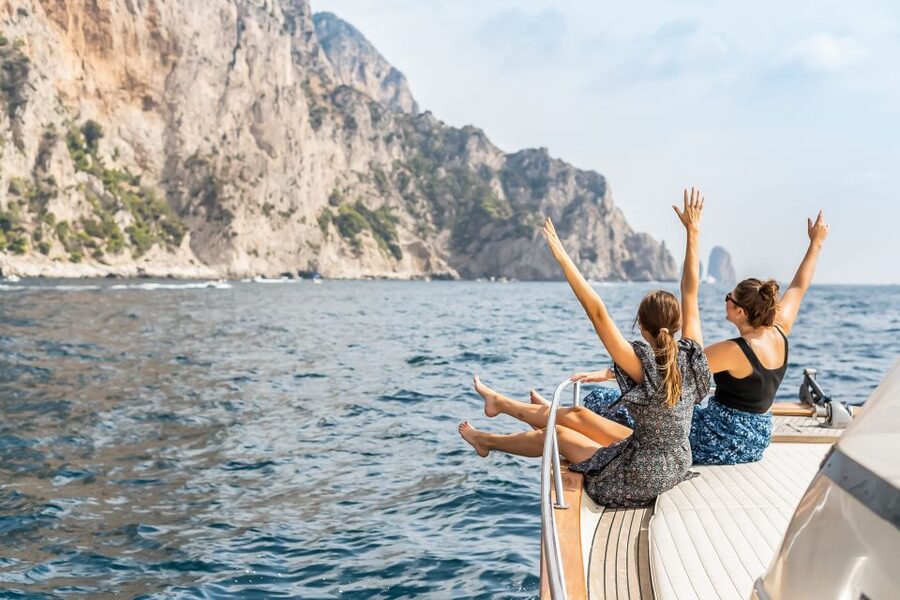 Sorrento: Exclusive Capri Boat Tour and Optional Blue Grotto - The 4 hours on Capri: how to use your time without losing it